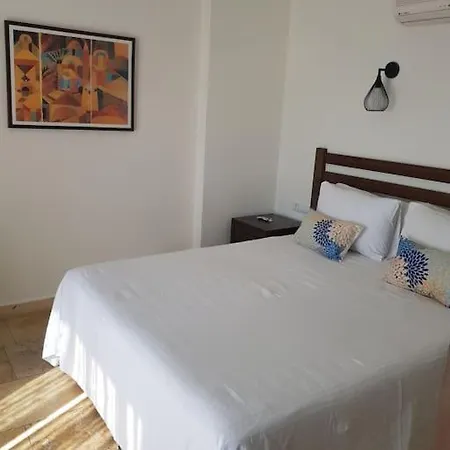 Lovely 2 Bedroom With Stunning Sea Views Lejlighed *