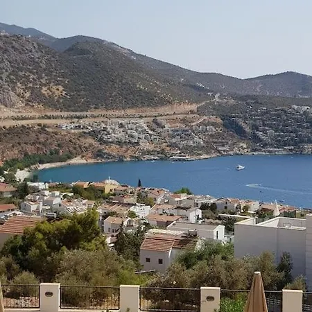 Lovely 2 Bedroom With Stunning Sea Views